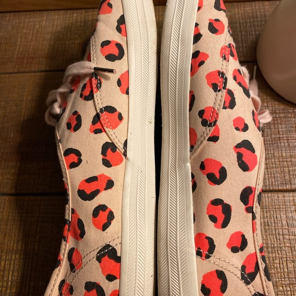 KEDS WOMENS CHAMPION LEOPARD CANVAS SNEAKERS - Picture 3 of 11